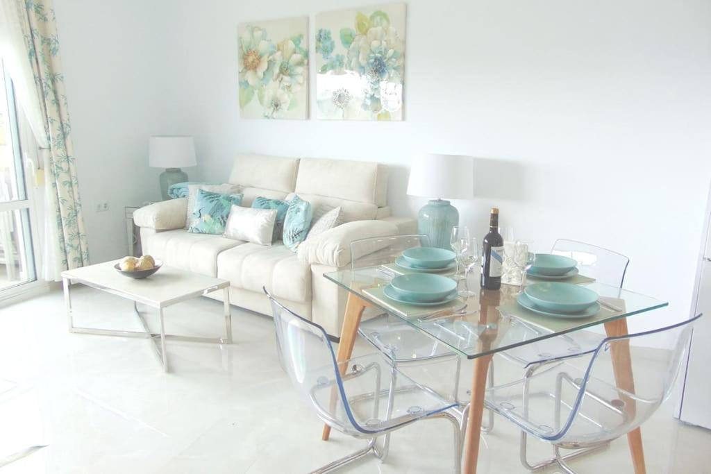 בנאלמדנה Lux. Frontbeach-Terrace. 5 Pools.Tv. 2 A.C.Netflix מראה חיצוני תמונה