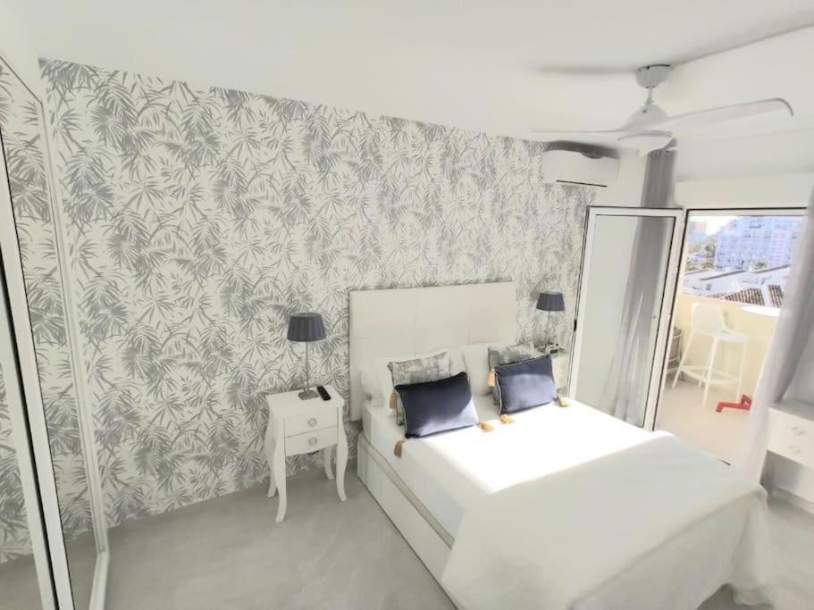 בנאלמדנה Lux. Frontbeach-Terrace. 5 Pools.Tv. 2 A.C.Netflix מראה חיצוני תמונה