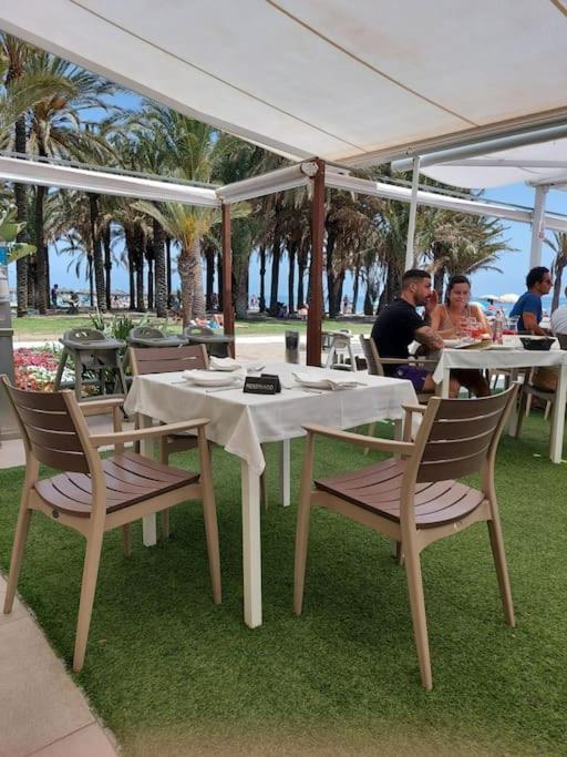 בנאלמדנה Lux. Frontbeach-Terrace. 5 Pools.Tv. 2 A.C.Netflix מראה חיצוני תמונה